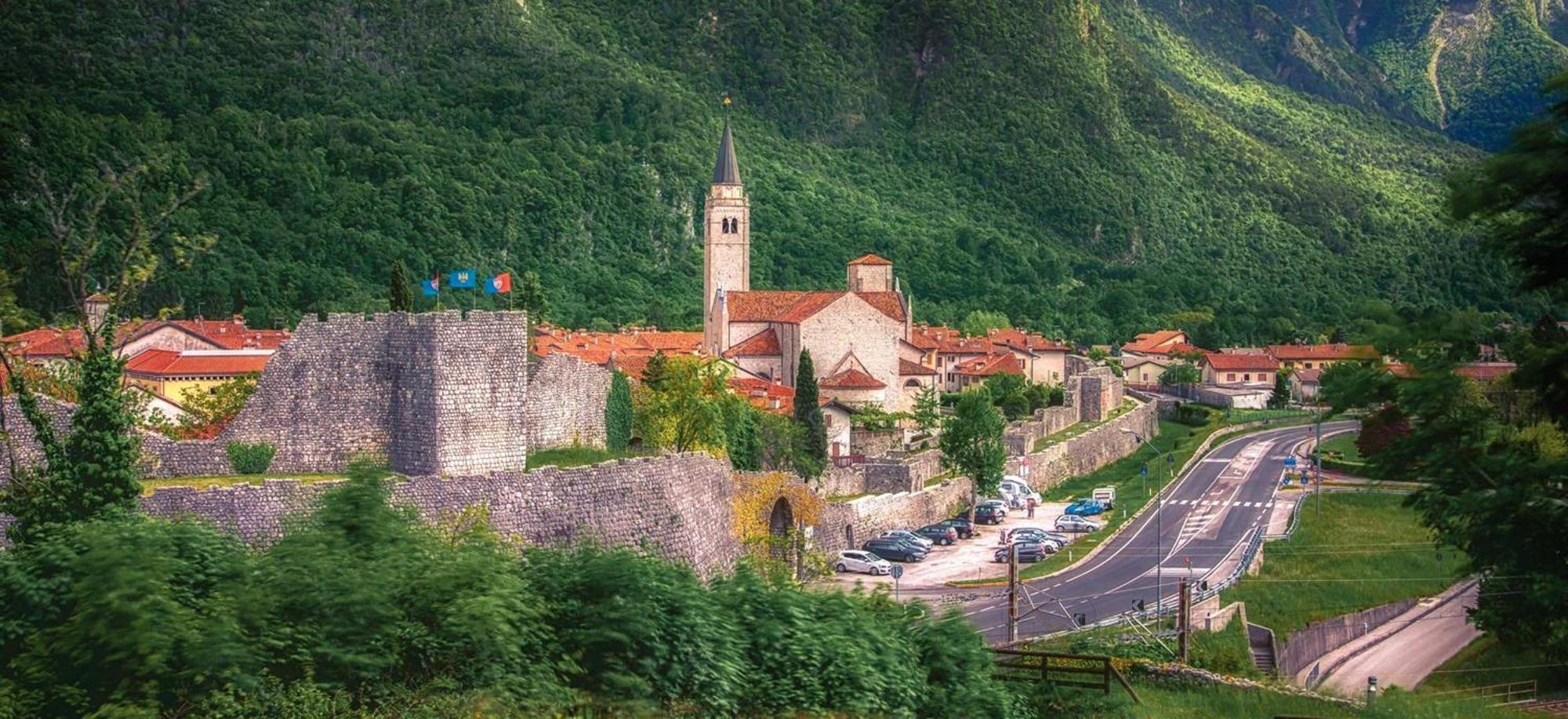 Appartamento Taverna Gattolini Venzone Dış mekan fotoğraf
