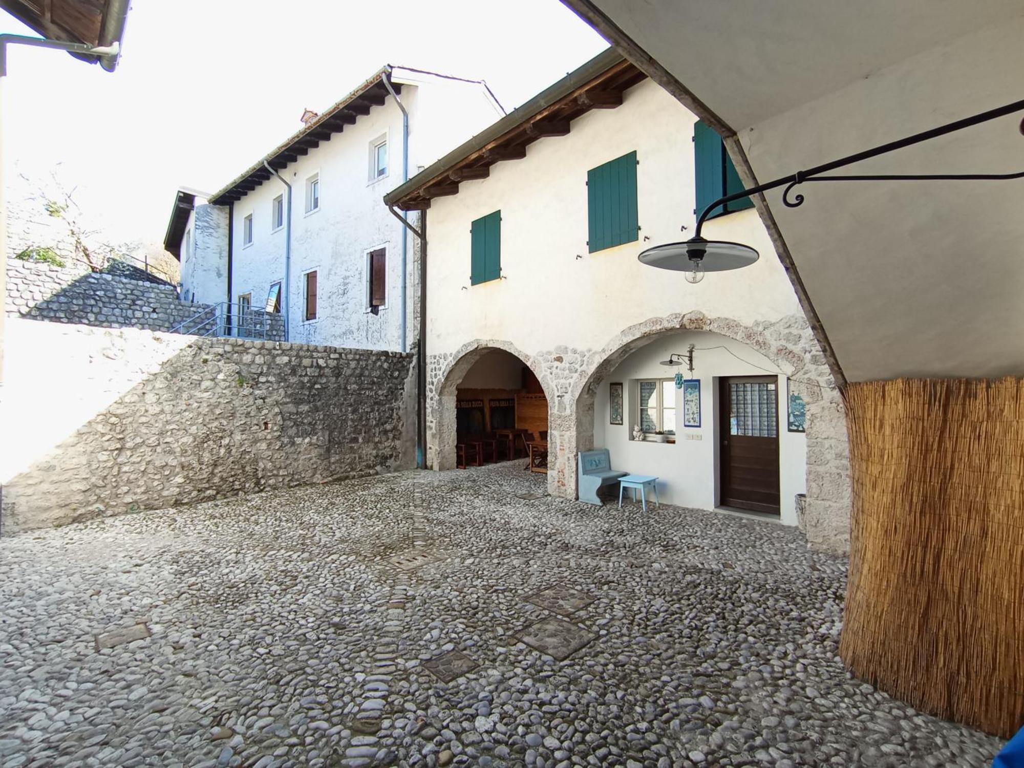 Appartamento Taverna Gattolini Venzone Dış mekan fotoğraf